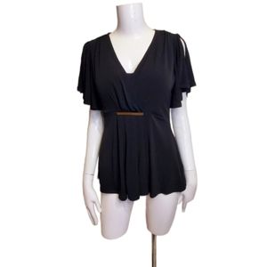Bold Elements Black & Gold V-Neck Peplum Top / Flattering